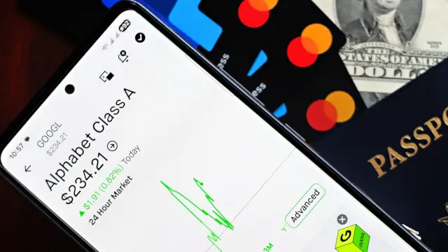 Alphabet's $80B Stock Sale: Buffett's $10B Bet and the AI Capex Arms Race Reshaping Big Tech