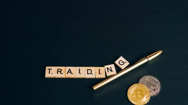 Bitcoin Below $59,000: Crypto Market Cap Sheds $90B as Macro Pressures Mount